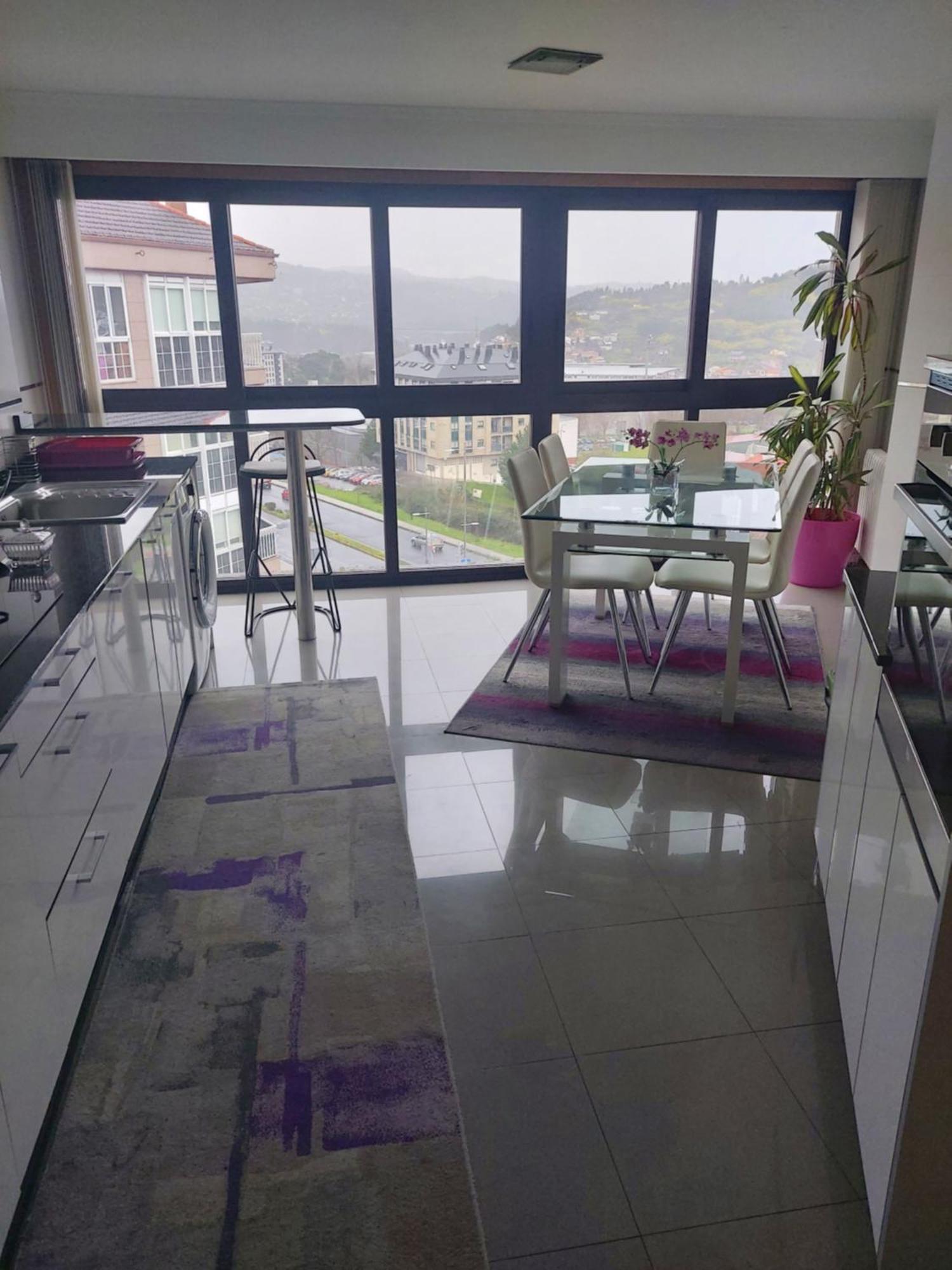 Duplex Grandes Cristaleras Impresionantes Vistas Lägenhet Ourense Exteriör bild